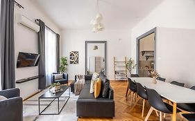 Charming & Cozy Stylish Apartment In The Heart Of Budapest